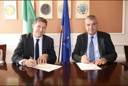 Minister Ryan Welcomes European Investment Bank Support for Offshore Wind Port Investment